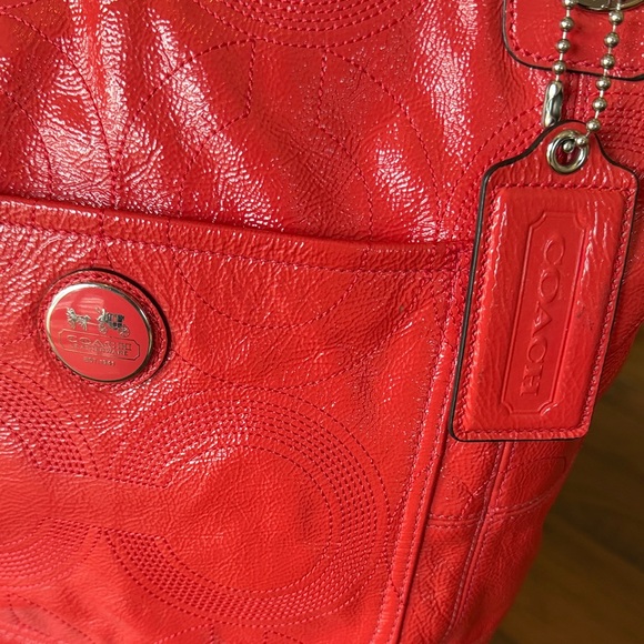 Coach Alex Op Art Patent Leather Tote Bag - Picture 2 of 11